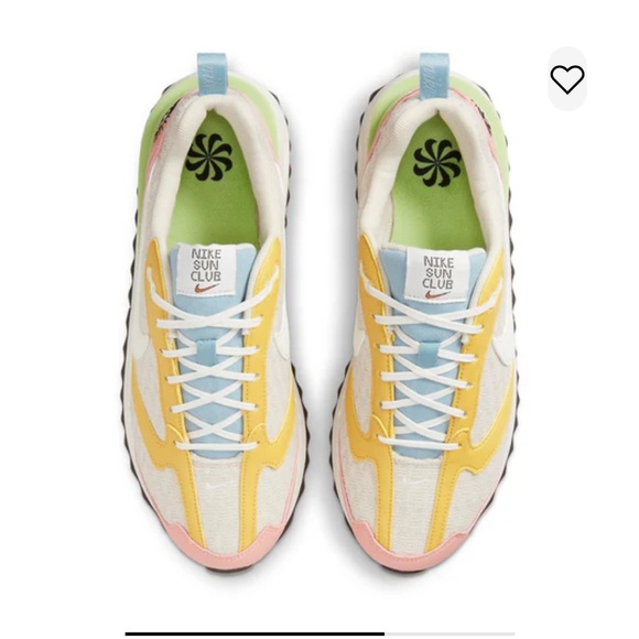 Nike Air Max Dawn SE Sun Club - Picture 4 of 11